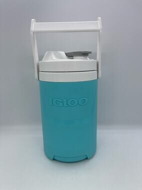 Blue Igloo Water Jug 1/2 Gallon